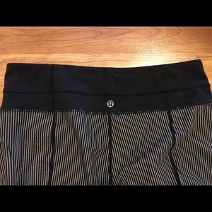 Striped lululemon pant - size 8